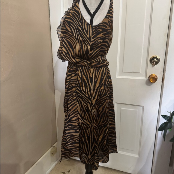 White House Black Market Animal Print Midi Dress - Picture 3 of 4